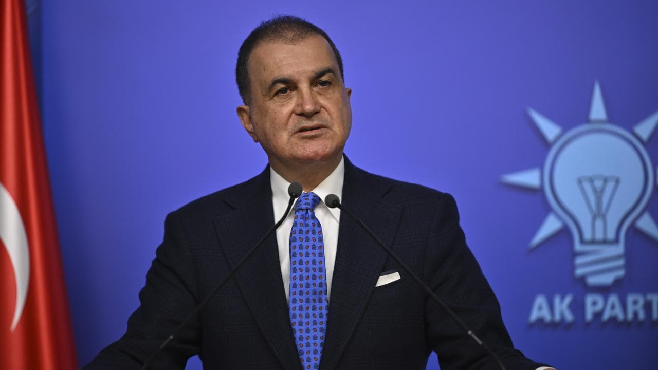 Sözcüsü Ömer Çelik, Cumhurbaşkanı Recep Tayyip Erdoğan'ın Siyasi Konumunu Franco Diktatörlüğüyle Benzeştiren İfadelere Sert Tepki Gösterdi