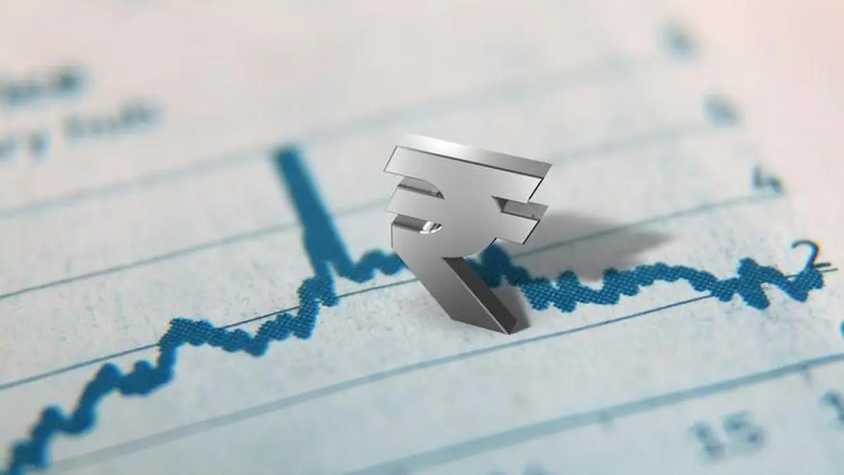 Kotak Securities'in Emtia ve Kur Araştırmaları Başkanı Anindya Banerjee, Güçlü FCNR Mevduatları ve Süregelen FPI Girişlerinin Devam Etmesi