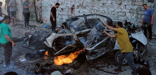 Palestinians in Gaza on Sunday, the Deadliest Single-day Toll in Weeks, As the Military Targeted Hamas Commanders and Other Sites Despite