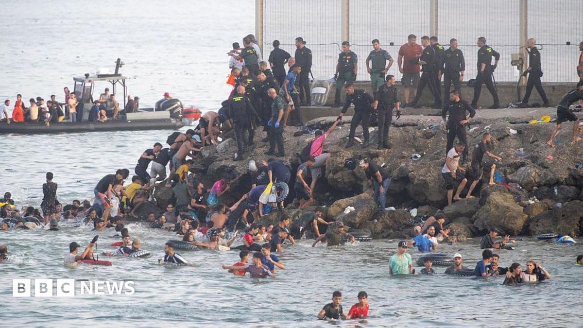 İspanya, Yaklaşık 69 Bin 500 Göçmenin Fas'a Geri Döndüğünü Tahmin Ediyor; Bu Rakam İlk Tahmin Olan 50 Bini Aşıyor