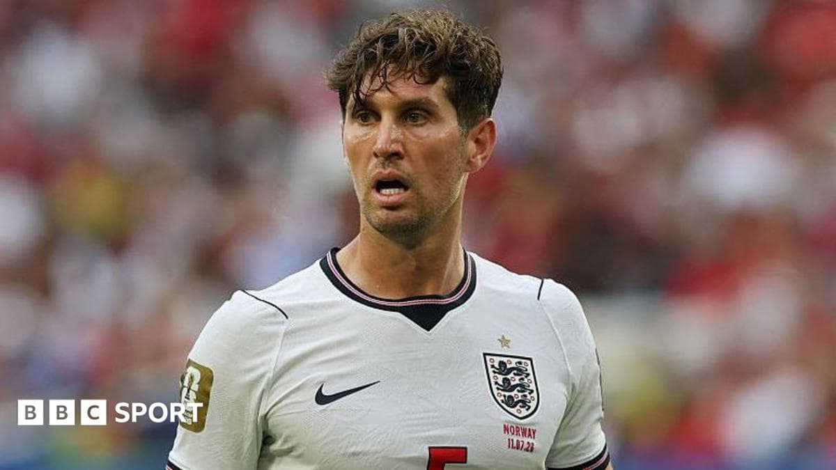 Chelsea, Manchester City'nin eski defans oyuncusu Stones'la ilgileniyor