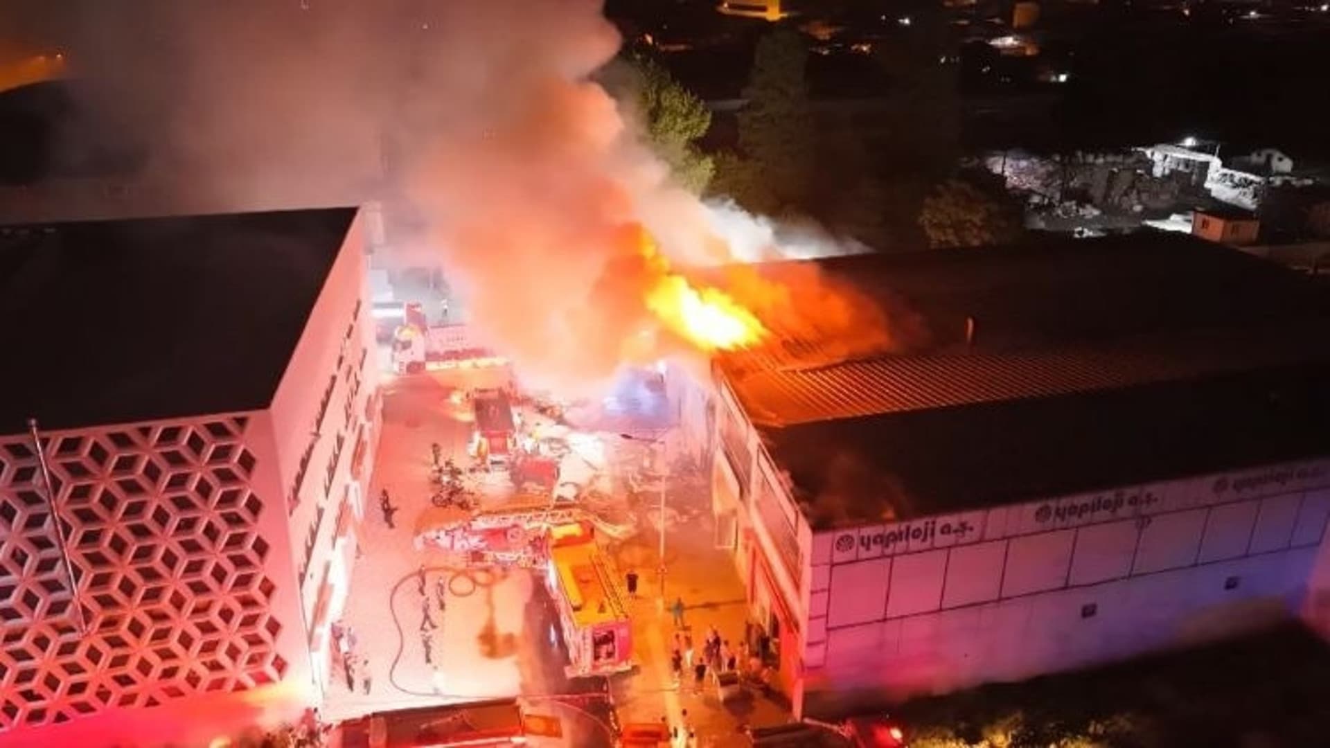Bursa's Osmangazi District Was Brought Under Control After Roughly Five Hours of Firefighting Efforts