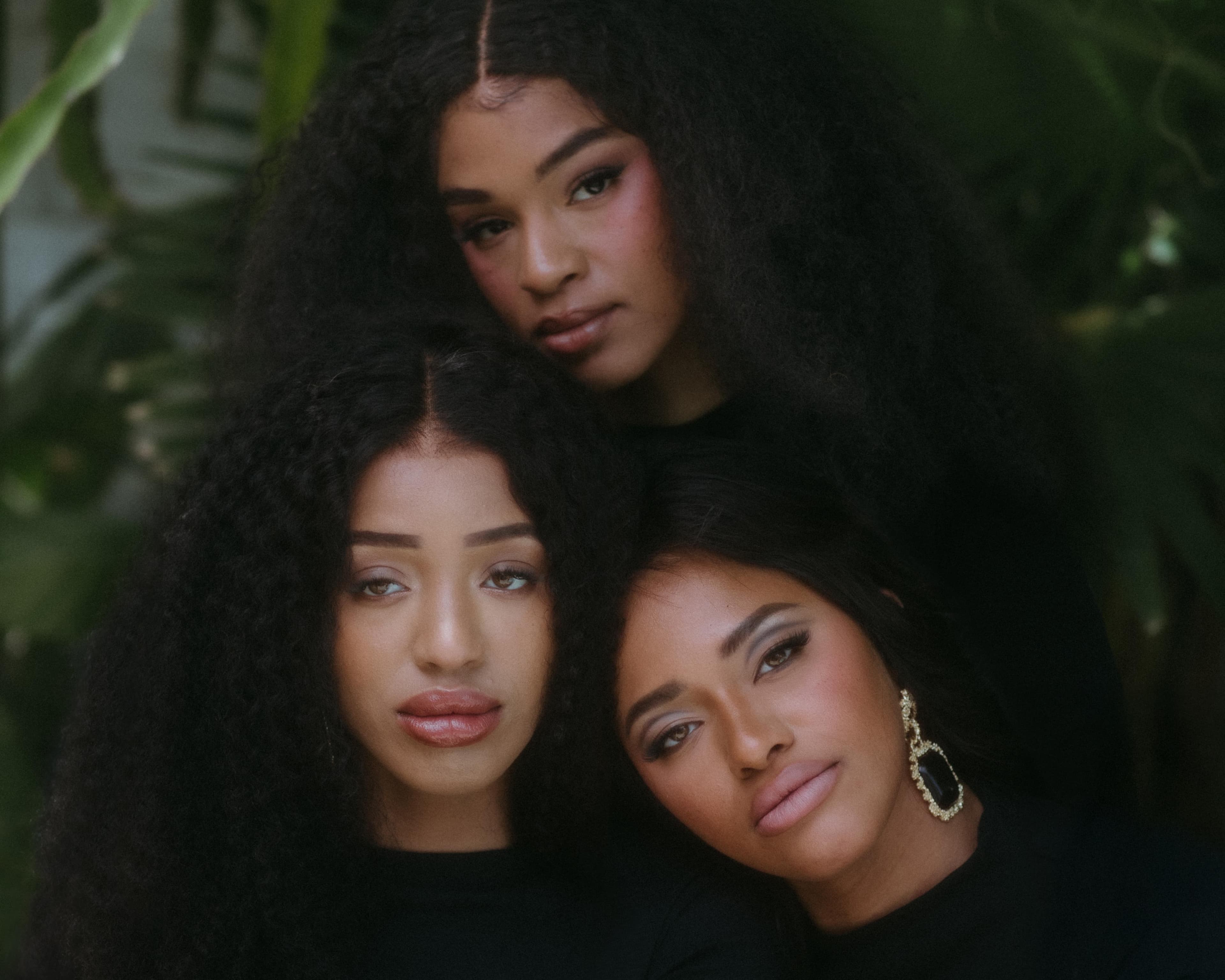 Las Hermanas Womack Se Unen Al Legado Musical Familiar