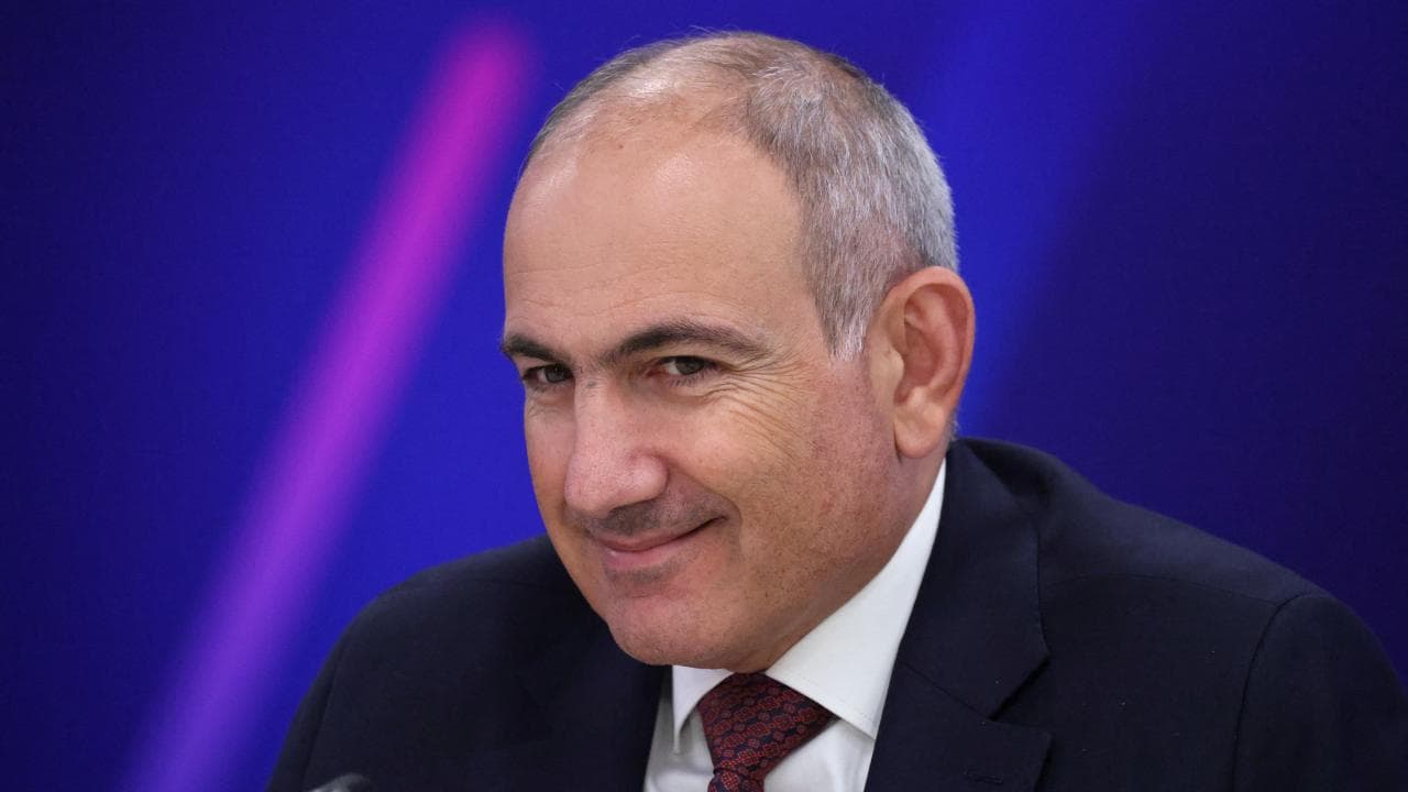 Ulusal Meclisi'nin İlk Oturumu Bugün Başlarken Hükümet İstifasını Sundu; Nikol Paşinyan Yeniden Başbakan Olarak Atandı