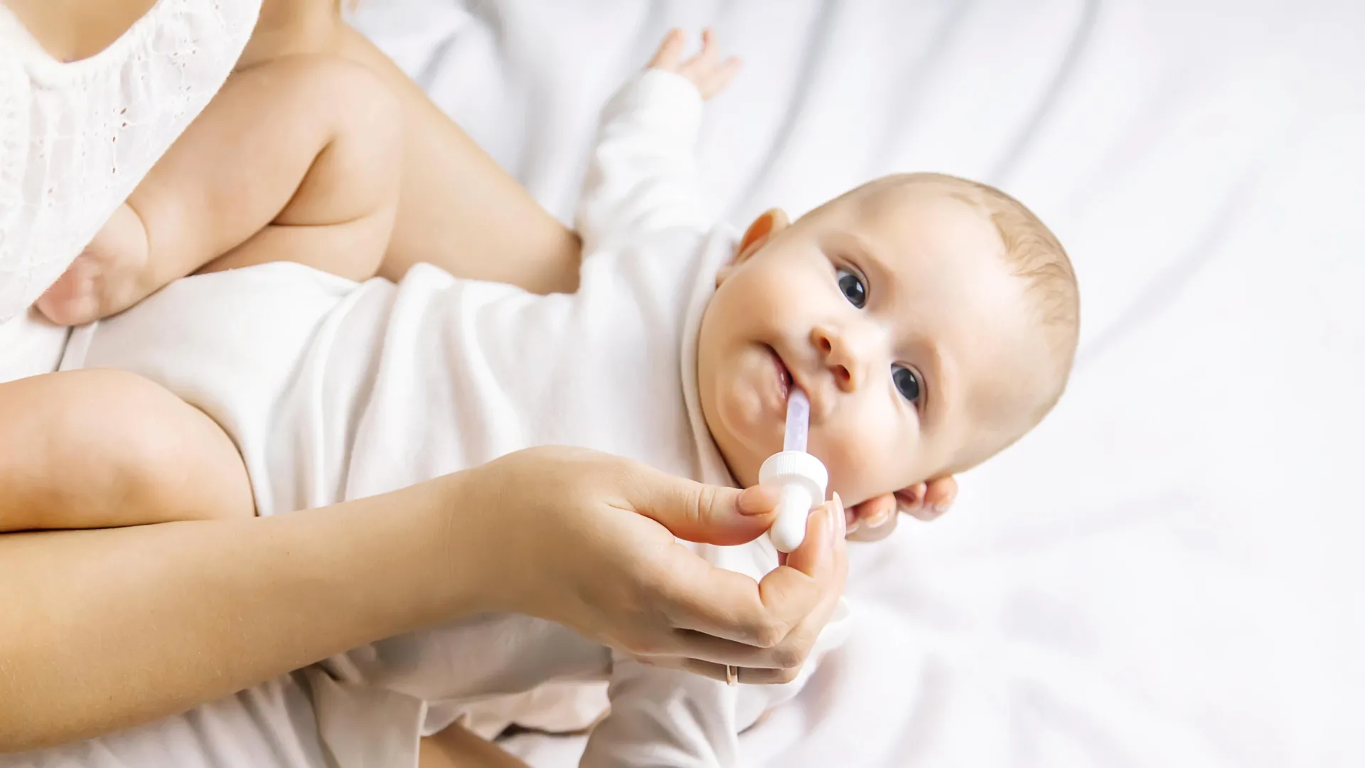 Studi Menemukan Asetaminofen dan Ibuprofen Aman Untuk Bayi